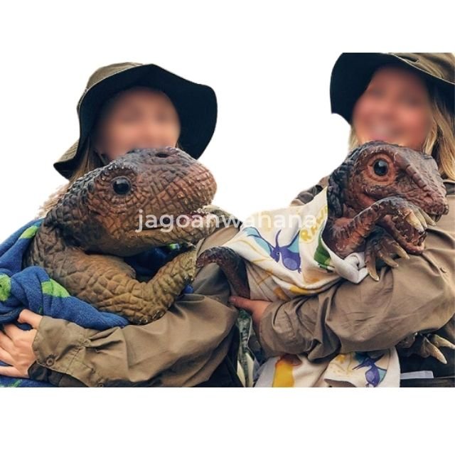 Velociraptor Puppet 2