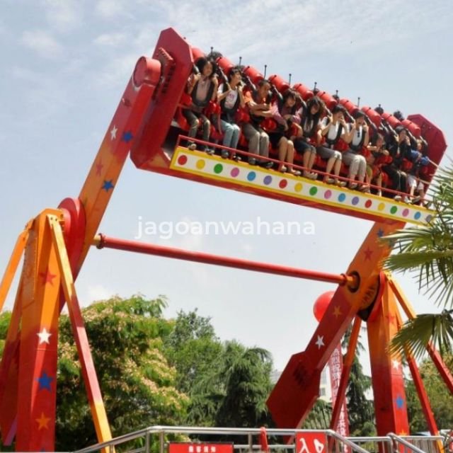 Wahana Pendulum Ride